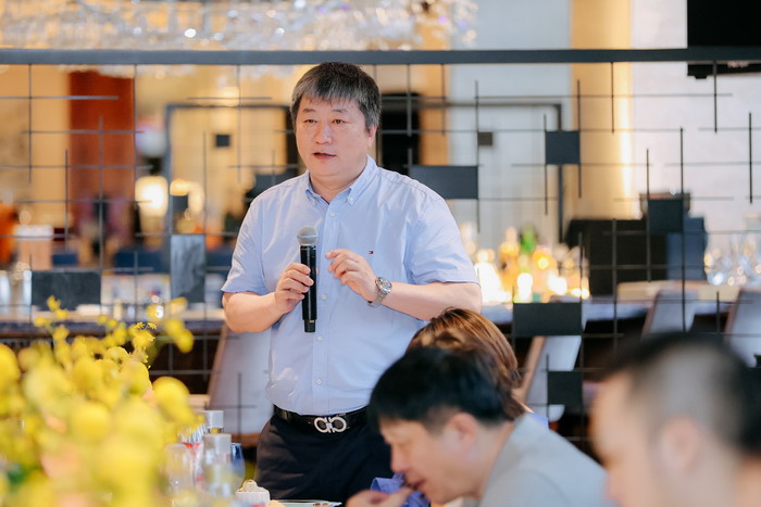 VOSS X Azur聚｜双重果味，奇趣来袭，VOSS新品发布媒体晚宴
