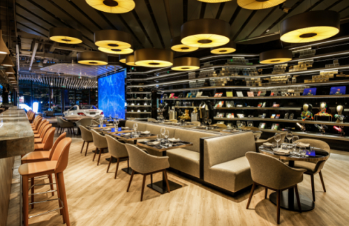 MercedesmeStore，上海外滩体验店推出七夕浪漫礼遇