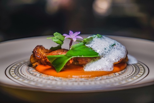 云端之上的风情盛宴：洲至奢选杭州武林国大酒店奥维耶多西班牙餐厅启新揭幕