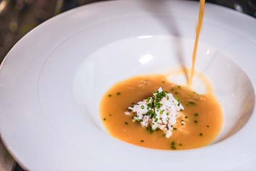 云端之上的风情盛宴：洲至奢选杭州武林国大酒店奥维耶多西班牙餐厅启新揭幕