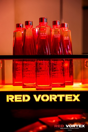 全新青年消费品牌RED VORTEX亮相上海，以“纯粹配方”切入潮流利口酒赛道